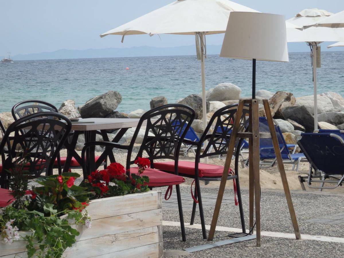 Nikiti Maisonette On The Beach By Luxlikehome Ngoại thất bức ảnh