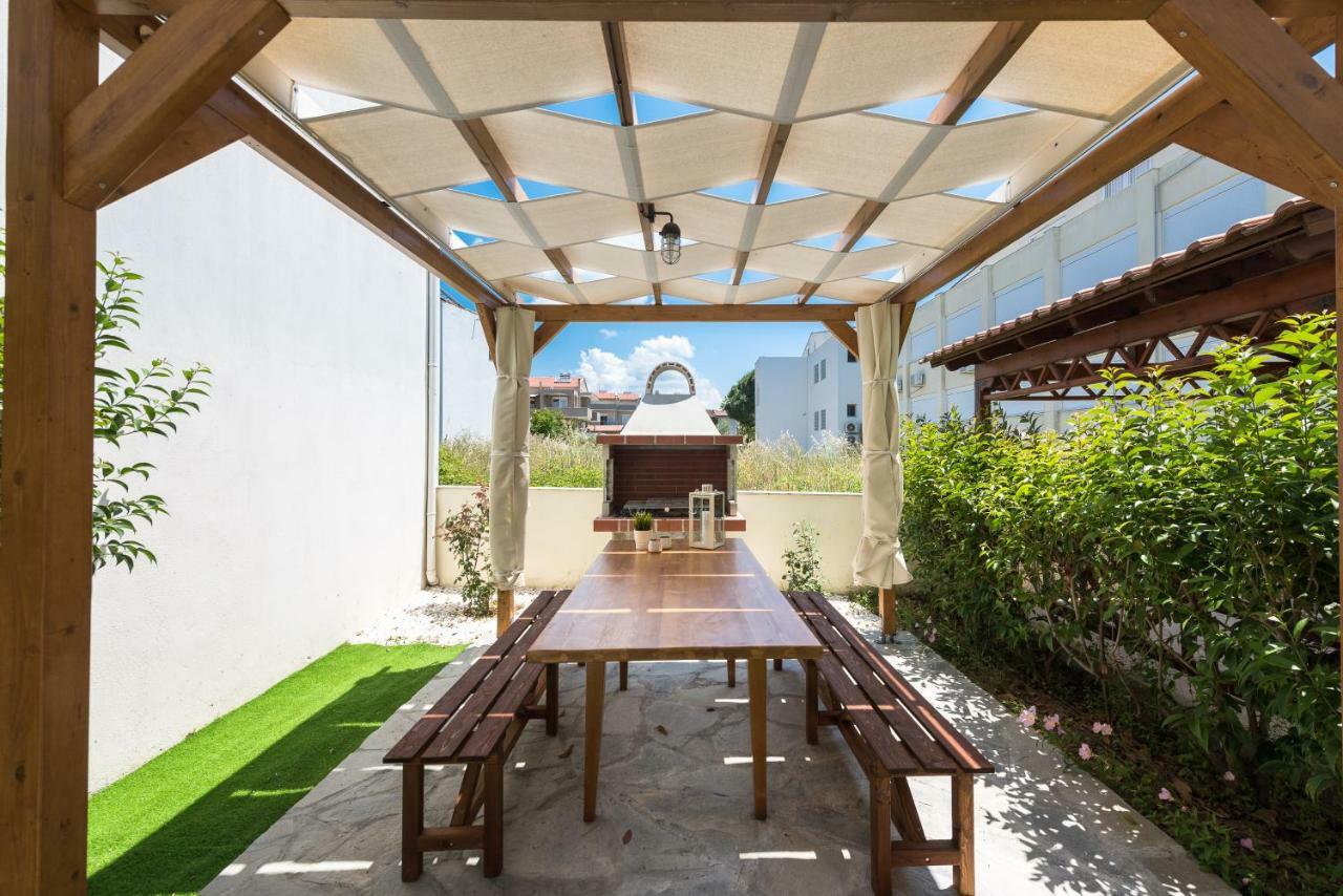 Nikiti Maisonette On The Beach By Luxlikehome Ngoại thất bức ảnh